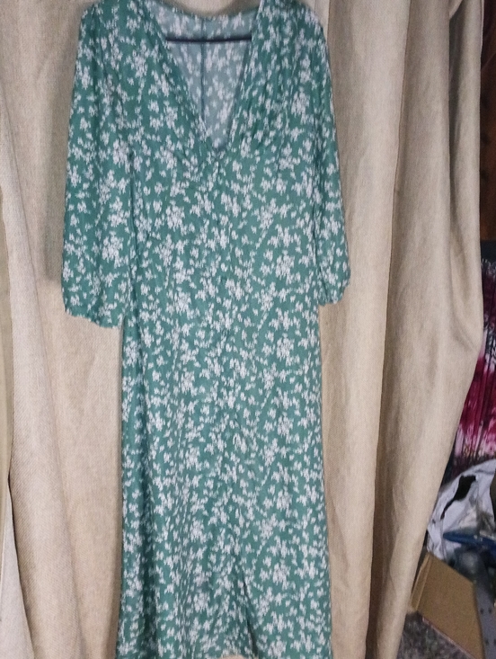 Dresses & Skirts - VINTAGE Lightweight Green Floral Dress